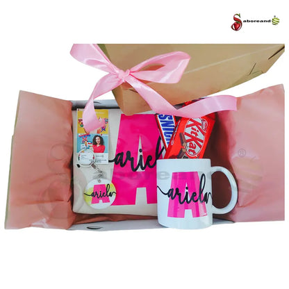 Gift box Taza + Bolso + Llavero + Chocolates