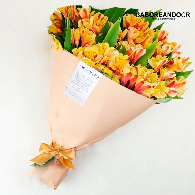 Astromelias_amarillas_Follaje_verde_Papel_coreano_para_flores_Tarjeta_de_flores_amarillas_versi_n_Floricienta_Tarjeta_de_cuidado_de_flores_Sachet_de_preservante_de_flores_Tarjeta_dedicatoria_en_sobre