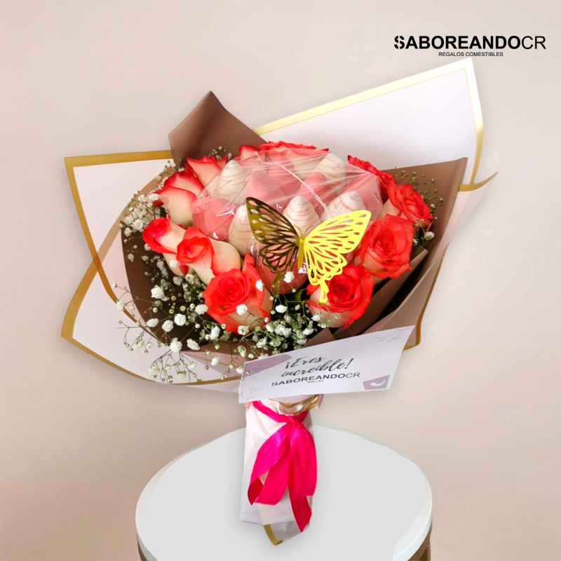 RAMOS frutal DE FRESAS CON CHOCOLATE Y ROSAS CON MARIPOSA SABOREANDOCR COSTA RICA