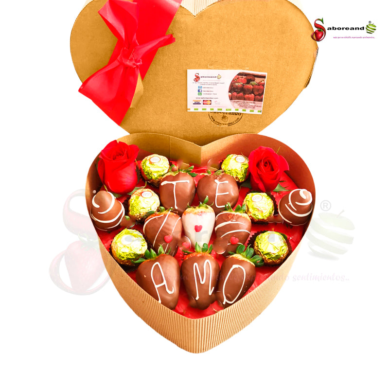 caja en forma de corazon con fresas con chocolate rosas y ferreror ocher